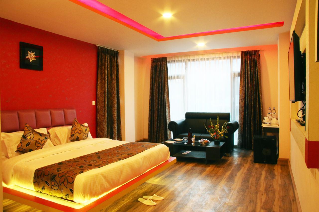 The Moniker Resort & Spa Manali  Exterior photo